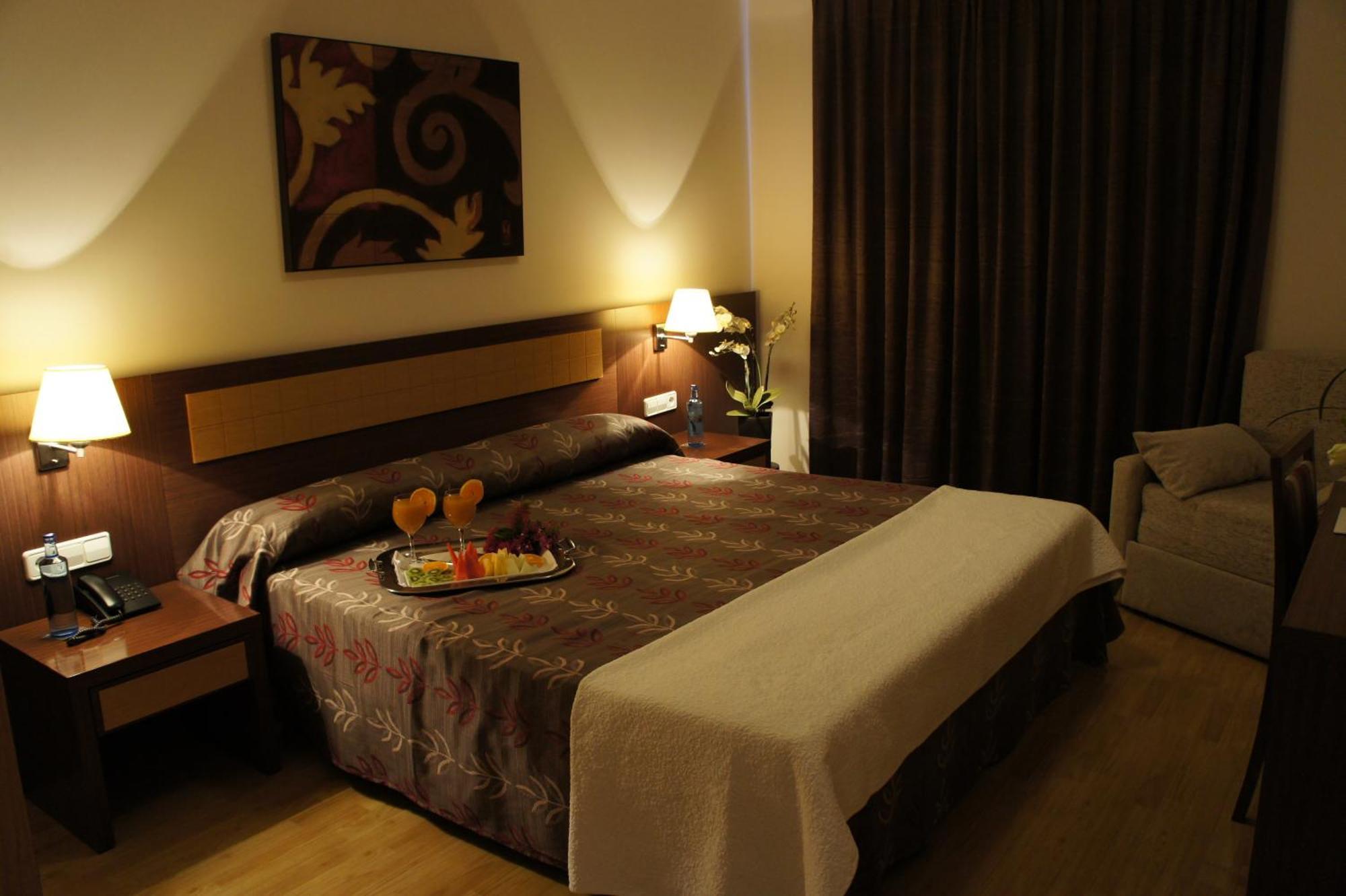 Tch Hotel Lorqui Экстерьер фото